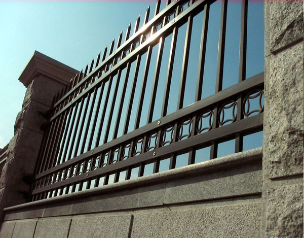 批发永州锌钢栅栏围栏65一米 围墙围栏 小区围墙围栏 铁艺围栏