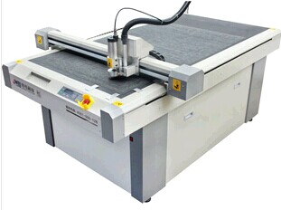 经纬RC系列切割机 亚克力切割机 塑料板切割机 专业服装模板机