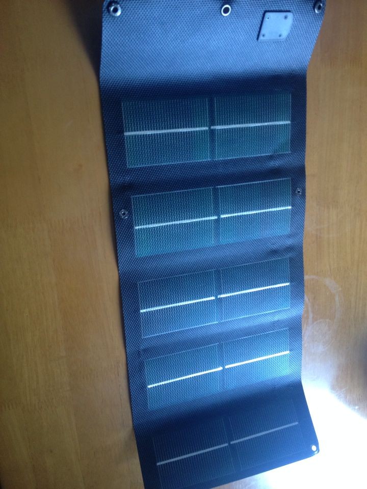 CIGS柔性薄膜太阳能便携式充电包