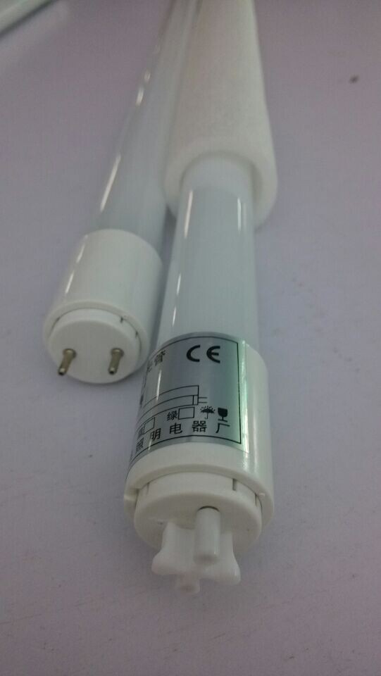 现货供应T8led玻璃灯管1.2米0.9米0.6米T8LED灯管