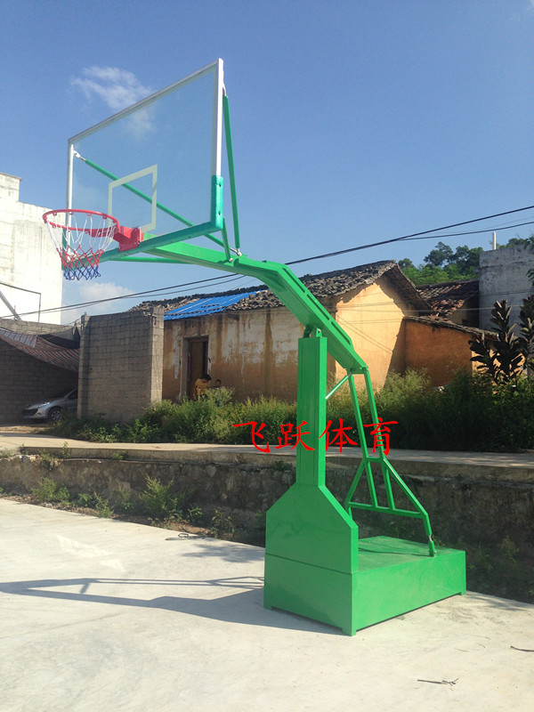 北海市新国标篮球架出售广西篮球场灯杆厂家