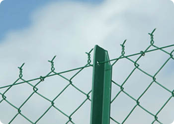 护栏网、勾花护栏、学校操场体育勾花围栏