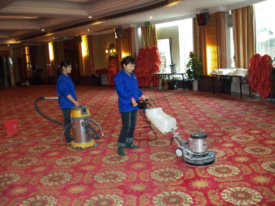 上海浦东区源深路地毯清洗 办公楼地毯定期清洗