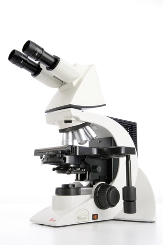 德国新品徕卡DM2000生物显微镜