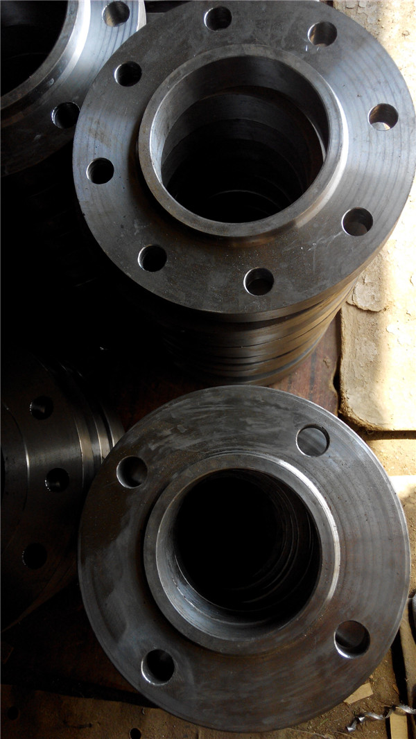 20#碳钢带颈平焊法兰厂家生产