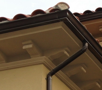 供应吉林四平阳光房用蒂美彩铝屋檐排水檐沟檐槽，成品天沟，PVC落水系统