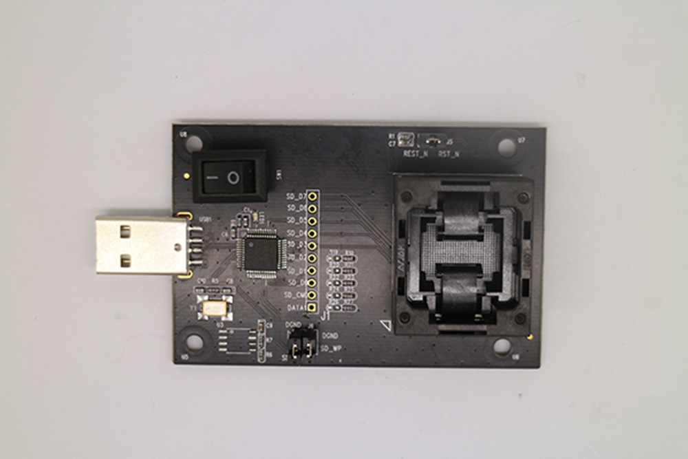 深圳eMMC下压弹片转USB测试座测试夹具