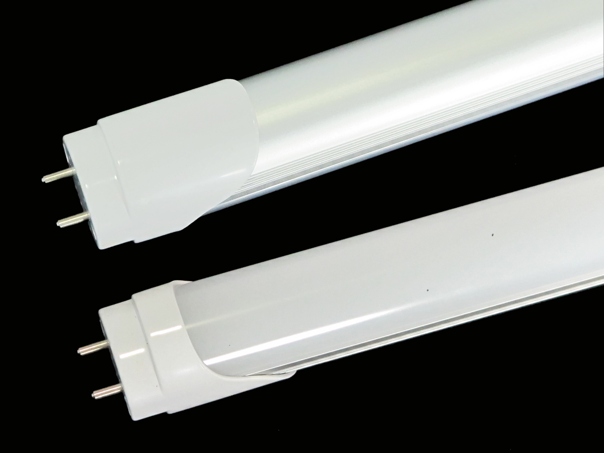 led灯管t8日光灯管**亮日光管节能一体化LED日光灯管
