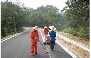 河南道路划线价格-河南郑州公路划线施工公司-郑州马路专业划线公司-标线漆