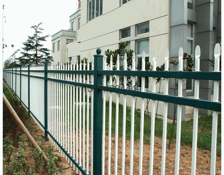 安装定制大连PVC花园围栏/大连PVC草坪栅栏/大连PVC庭院围栏