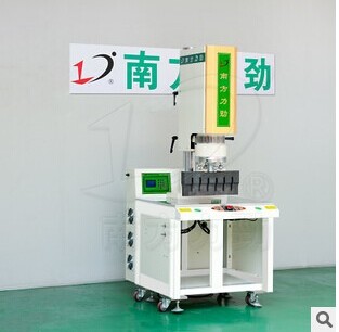 4200W超声波焊接机，大功率超声波焊接机