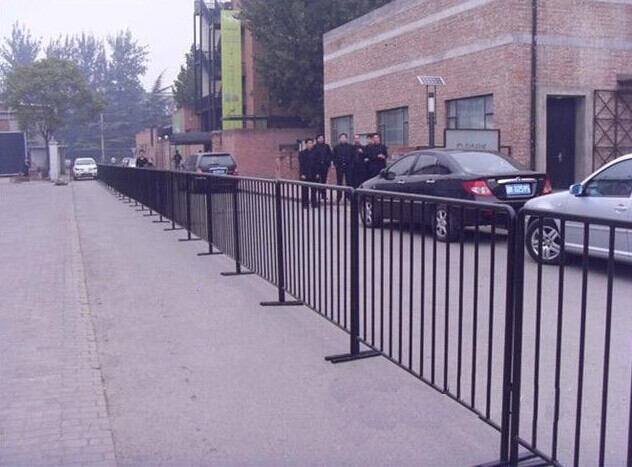 **铁马护栏、可移动护栏、不锈钢铁马护栏