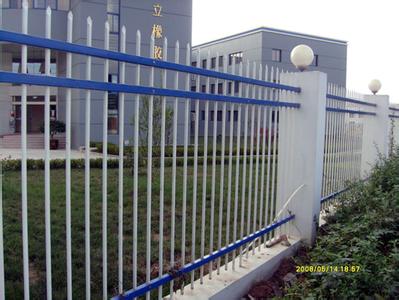 郑州**锌钢护栏，扬州厂区锌钢围栏，鄂州草坪锌钢围栏