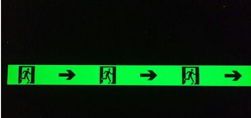 发光PVC指示条，夜光紧急疏散指示条，发光消防警示标识标牌，夜光楼梯紧急出口指示条