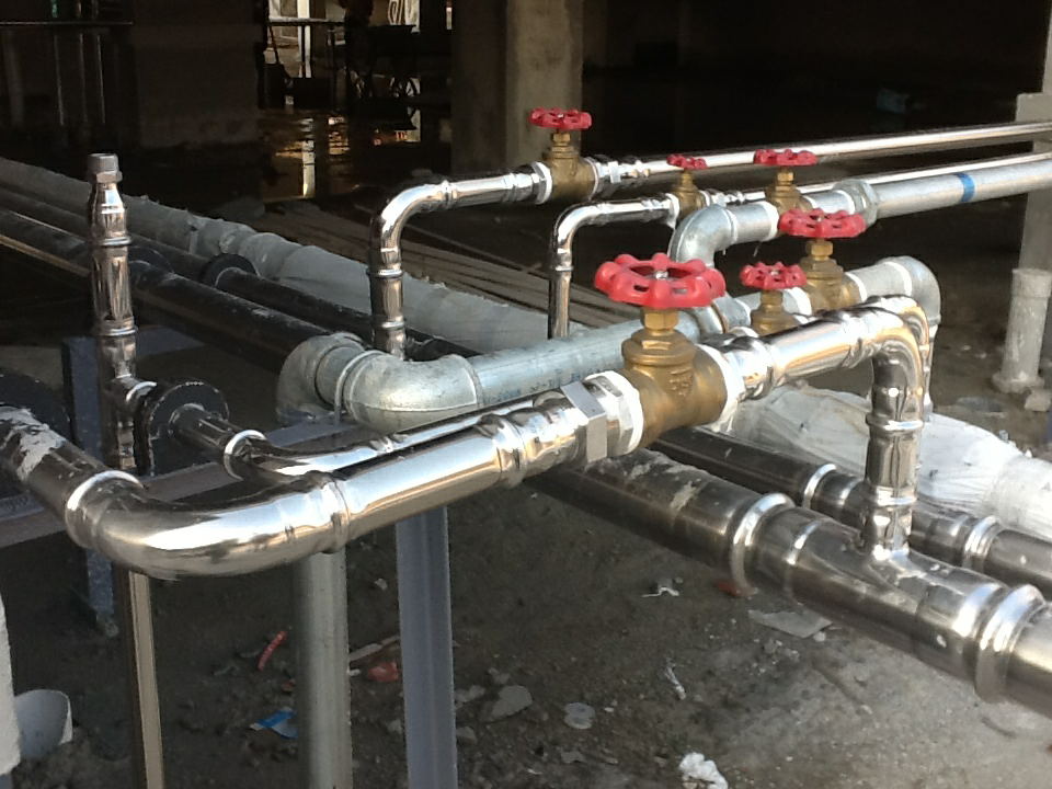 不锈钢管件卫生级管件90度弯头不锈钢水管配件