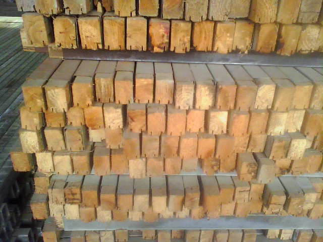 供应山西钢木方钢包木厂家