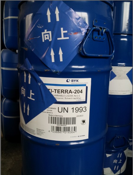 BYK-AT204分散剂 适宜的基料是长油、中油和短油醇酸，聚氯共聚体、氯化橡胶和环氧 ）