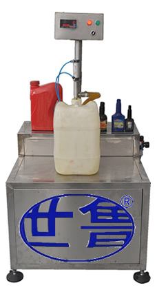 山东油类罐装机-济南半自动装油机