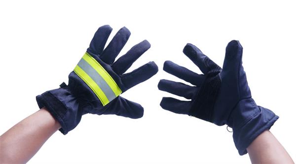 华通消防解析消防手套产品使用事项/维护事项