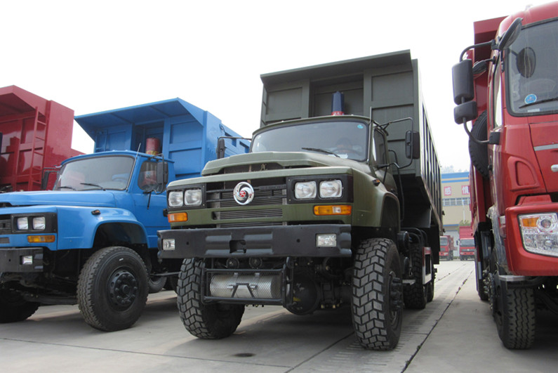 国四东风六驱沙漠越野自卸卡车,6x6玉柴260马力重型自卸车报价