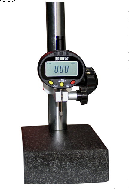 泰克曼TM900手持式红外测温仪|非接触红外线测温枪|-50℃～950℃