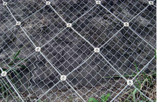 宏州五金丝网///防落石边坡防护网 边坡防护网生产厂家