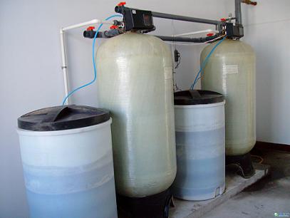供应锡林浩特10吨每小时锅炉软化水设备