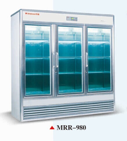 厂家直销2015年新款高精度药品冷藏箱