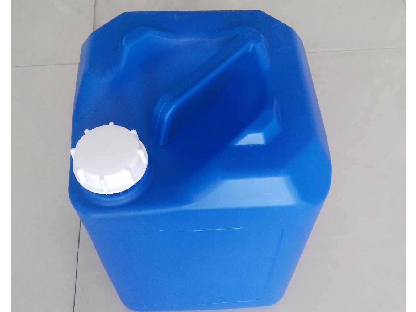 塑料包装桶代理商_山东特色化工桶推荐