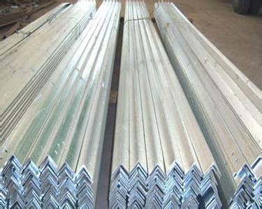 天津创新型的镀锌角钢 特价供应 ：镀锌角钢价格行情