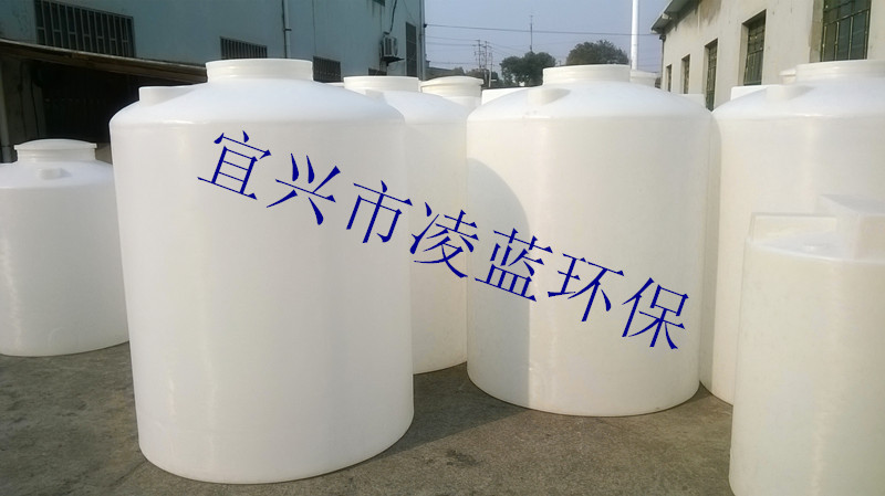 供应江苏食品级2000L塑料水箱 防腐蚀PE水箱