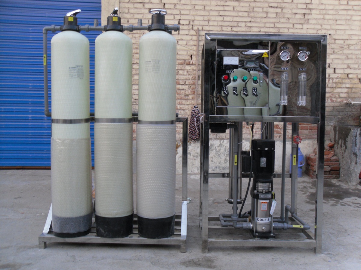 唐山生产勾兑搅拌站反渗透纯水设备
