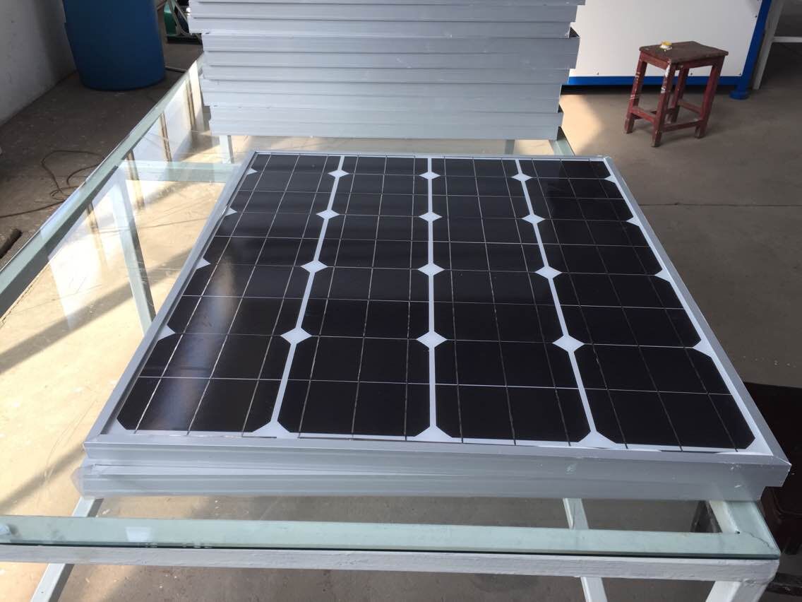 太阳能电池板组件价格 太阳能免维护蓄电池 扬州富能