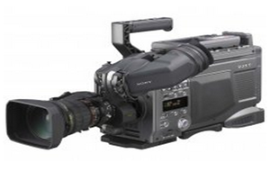 SRW-9000 HDCAM SR 便携式摄录一体机