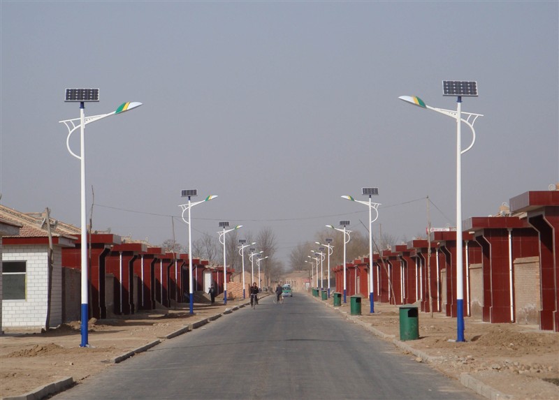 自贡太阳能路灯，自贡太阳能路灯厂家，四川地区销量1000套
