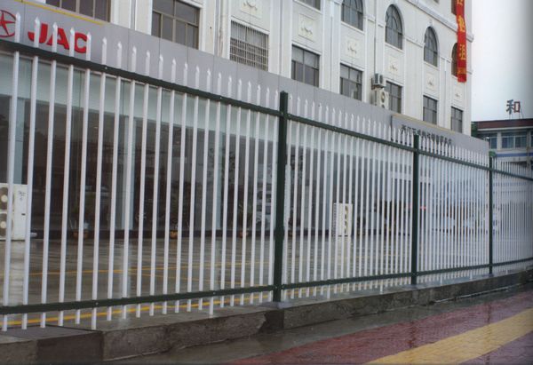 湖南锌钢阳台栏杆价格可以选择湖南顺义锌钢