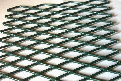 国标钢板网是采用优质钢板冲压拉伸而成