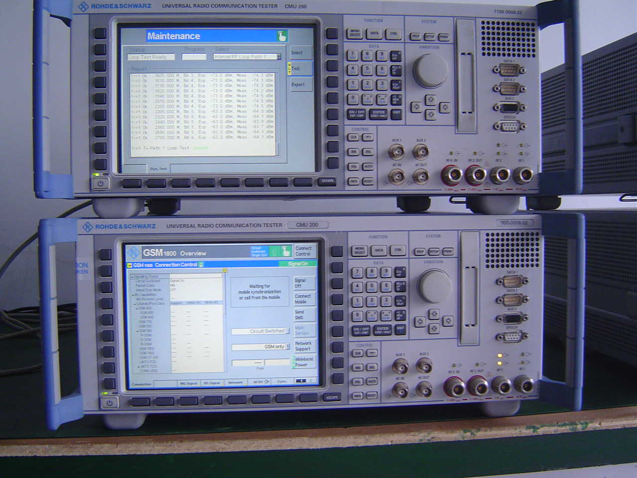 高价回收CMU300基站综测仪CMU300通用无线通信测试仪