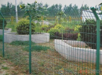 安徽双圈护栏网|供应衡水高质量的桃形立柱护栏网