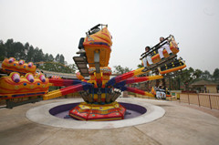 河南荥阳佳奇游乐设备厂生产的公园游乐设备、儿童游乐设备