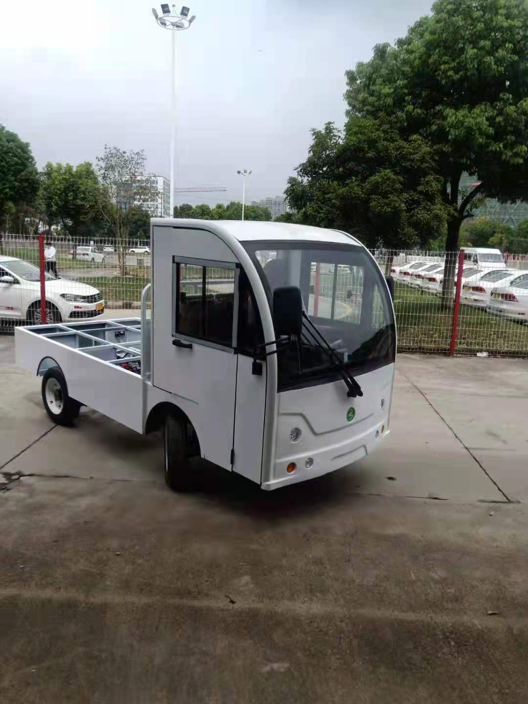 2015新款电动车 物业5座电动车 新疆观光电动车