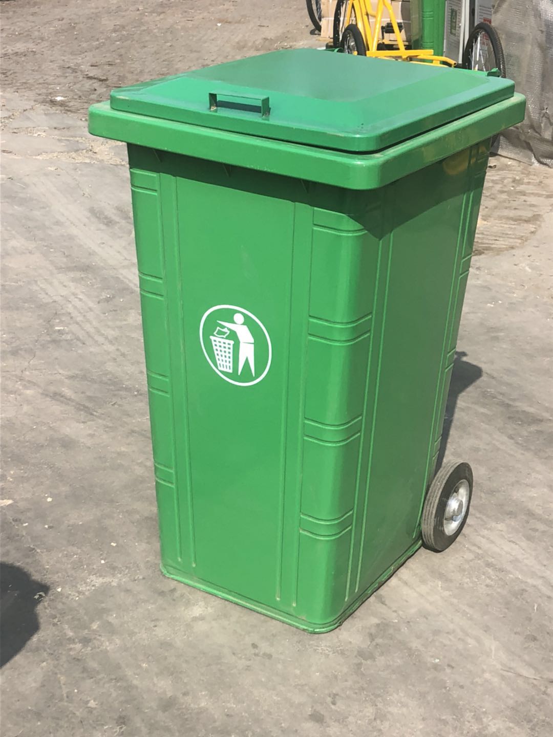 乡镇垃圾箱，小型垃圾中转箱，三马挂车垃圾箱