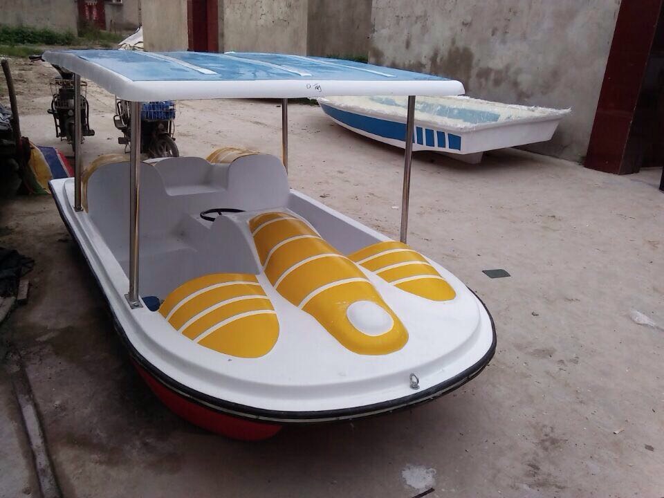 重庆玻璃钢脚踏船
