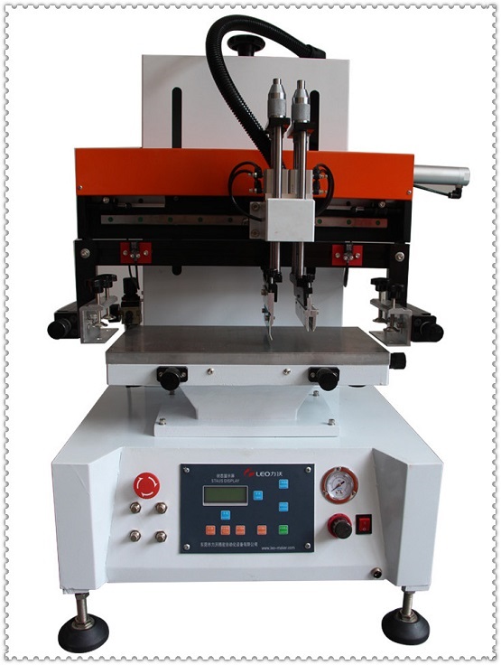 东莞力沃供应S-2030B台式高精密丝印机|专业订做各种小型非标全自动印刷机