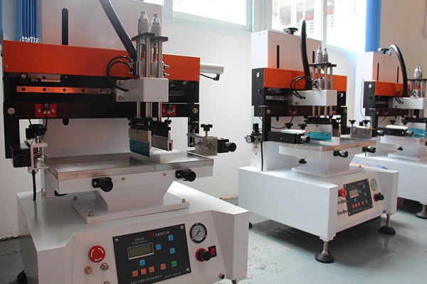 山东供应2030小型台式丝印机，适用于任何材质的印刷