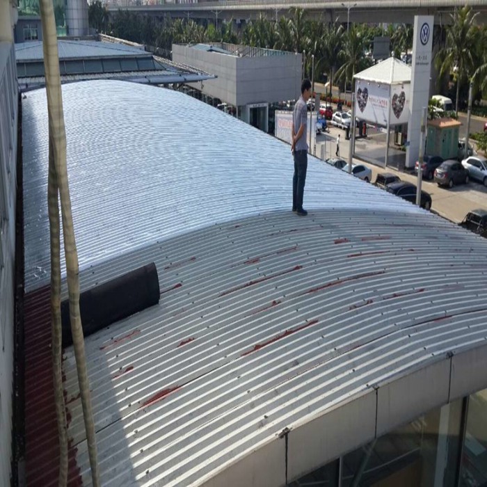 彩瓦屋顶防水补漏隔热膜 铁皮钢结构厂房防水隔热材料