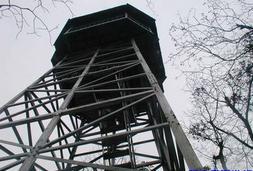 制造钢结构铁塔公司电话：钢结构了望塔 防火避雷塔 森林防火了望塔 不锈钢塔的设计