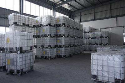 山东厂家直销1吨塑料方桶 带铁架吨桶批发价格 1000L蓝色吨桶高品质销售团队