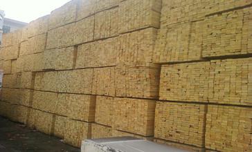 佛山工地建筑木方、防腐木原材料、松木板材、出口辐射松板材