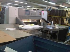 苏州1***切纸机回收-转让“苏州印刷厂切纸机回收商”